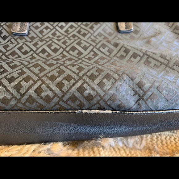 Shoulder Bag - Picture 6 of 13